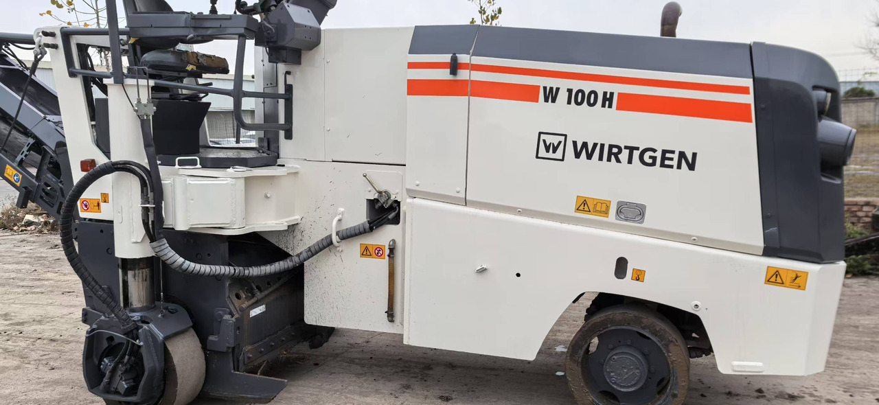 WIRTGEN Road Machine W-100H Used Asphalt Milling Machine With High Quality - Asfaltfrees: afbeelding 2 WIRTGEN Road Machine W-100H Used Asphalt Milling Machine With High Quality - Asfaltfrees: afbeelding 2