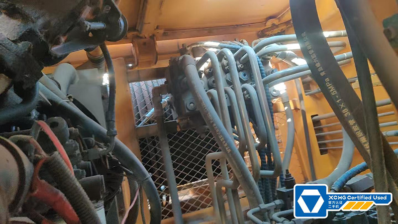 Rupskraan XCMG 2014 XGC130 130ton used crawler crane price: afbeelding 6