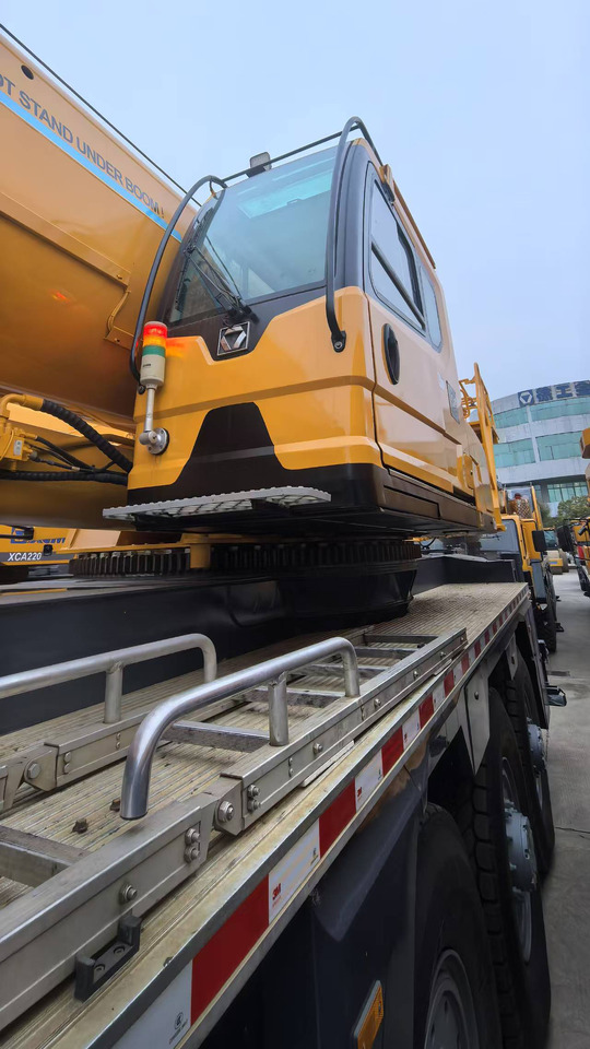 XCMG Official 130 ton Used Mobile Crane XCT130_1 Hydraulic Crane Price List - Mobiele kraan: afbeelding 4 XCMG Official 130 ton Used Mobile Crane XCT130_1 Hydraulic Crane Price List - Mobiele kraan: afbeelding 4