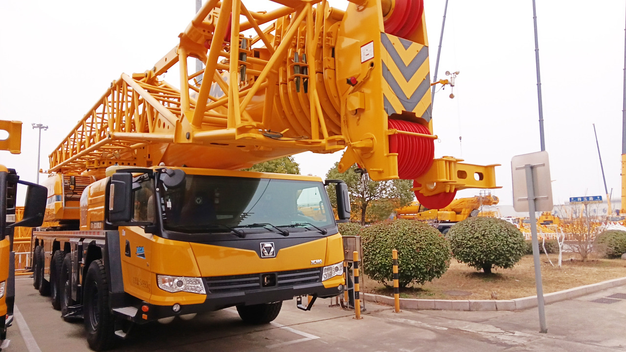 XCMG Official 2024 Year Second Hand Mobile Crane 160 Tons XCA160L8 8-Sections Hydraulic Boom Crane In Good Condition - Alle terrein kraan: afbeelding 3 XCMG Official 2024 Year Second Hand Mobile Crane 160 Tons XCA160L8 8-Sections Hydraulic Boom Crane In Good Condition - Alle terrein kraan: afbeelding 3