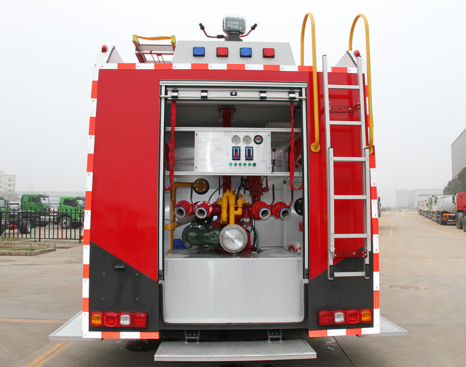 Brandweerwagen XCMG Official 2024 Year Used Fire Fighting Truck YZR5110 China Water Tank Fire Rescue Truck For Sale: afbeelding 8