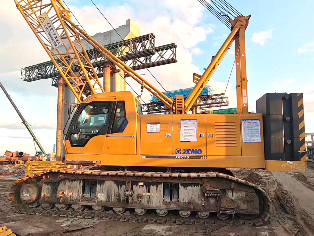 XCMG Official 75 Ton Mechanical Crawler Crane XGC75 Used Hydraulic Mobile Crane Hot Sale - Rupskraan: afbeelding 3 XCMG Official 75 Ton Mechanical Crawler Crane XGC75 Used Hydraulic Mobile Crane Hot Sale - Rupskraan: afbeelding 3