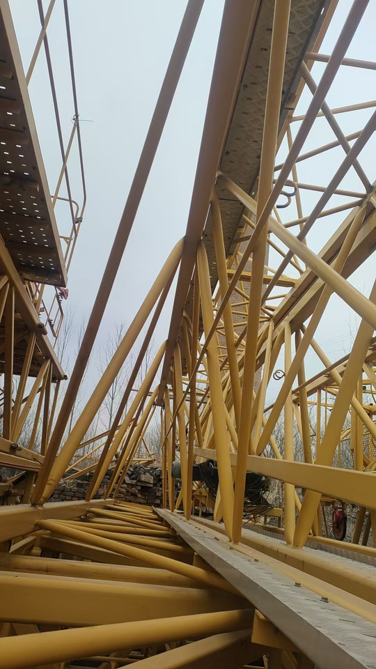 XCMG Official Construction Crane Lifting Equipment 8Ton XGT6015A-8S Flat Top Tower Crane For Sale - Torenkraan: afbeelding 2 XCMG Official Construction Crane Lifting Equipment 8Ton XGT6015A-8S Flat Top Tower Crane For Sale - Torenkraan: afbeelding 2