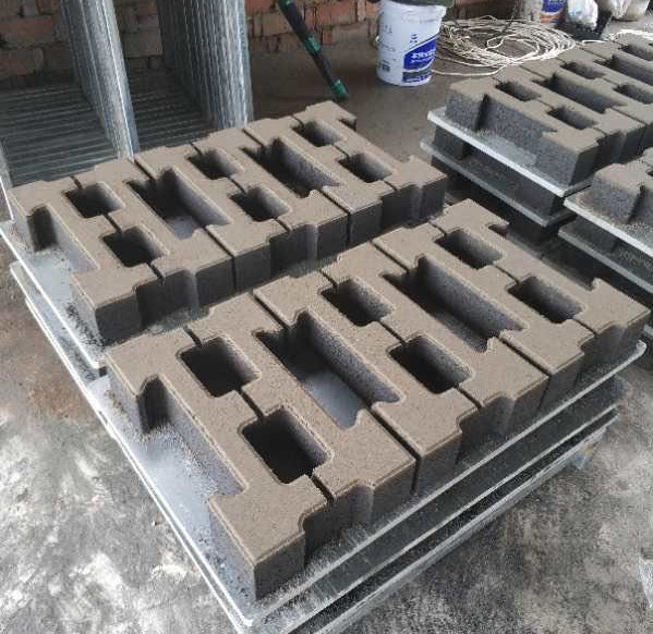 XCMG Official Full Automatic Concrete Brick Block Making Machine for Sale - Betonblokmachine: afbeelding 3 XCMG Official Full Automatic Concrete Brick Block Making Machine for Sale - Betonblokmachine: afbeelding 3