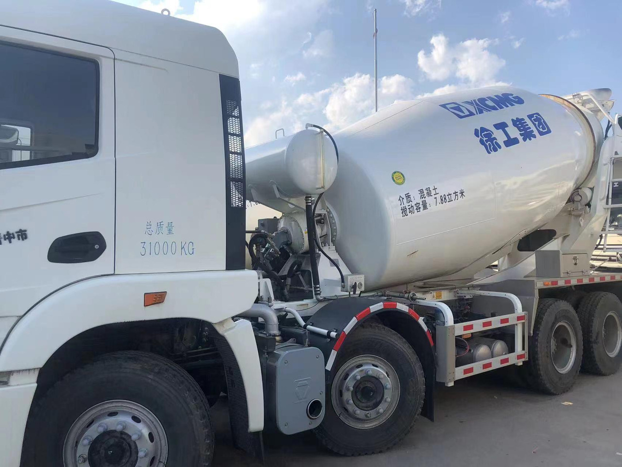 XCMG Official G12V 2021 Year 12m3 Used Concrete Mixer Truck for Sale - Betonmixer: afbeelding 2 XCMG Official G12V 2021 Year 12m3 Used Concrete Mixer Truck for Sale - Betonmixer: afbeelding 2