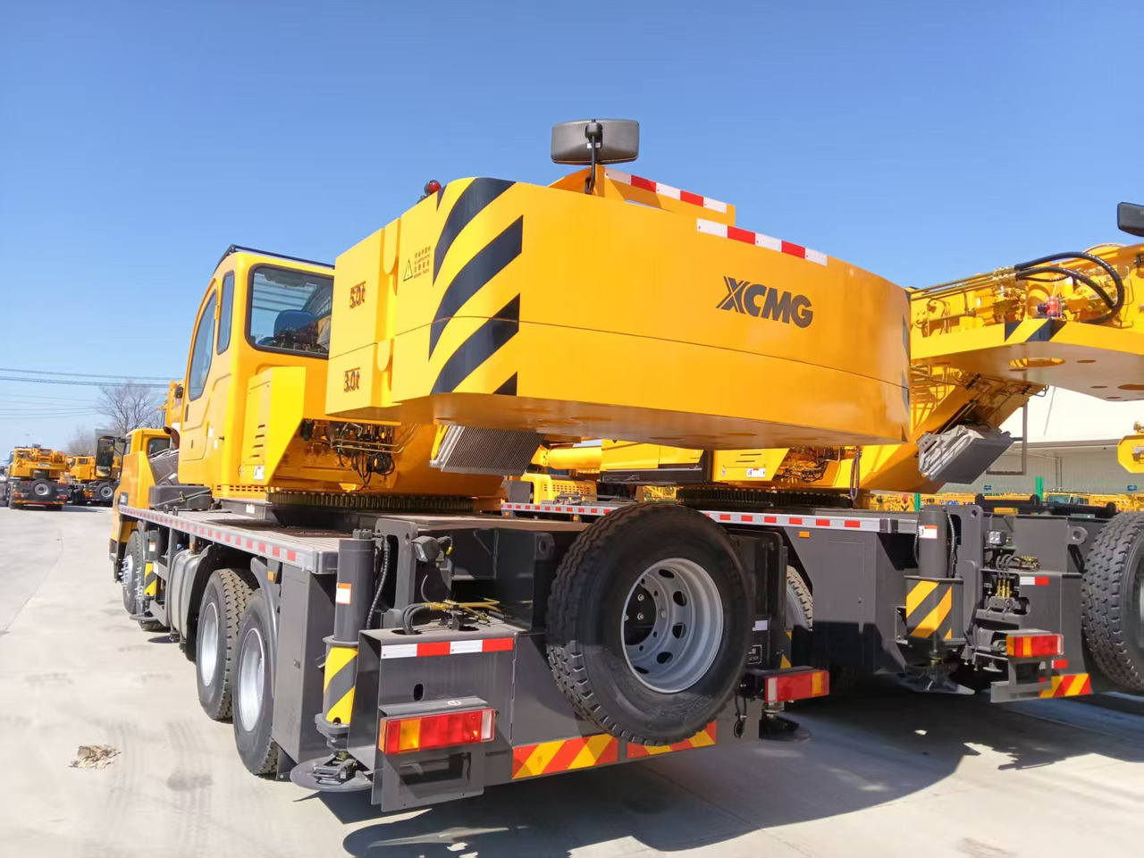 XCMG Official Second Hand 50 Ton Mobile Crane QY50K5D _5 Hydraulic Truck Mounted Crane Price For Sale - Mobiele kraan: afbeelding 4 XCMG Official Second Hand 50 Ton Mobile Crane QY50K5D _5 Hydraulic Truck Mounted Crane Price For Sale - Mobiele kraan: afbeelding 4