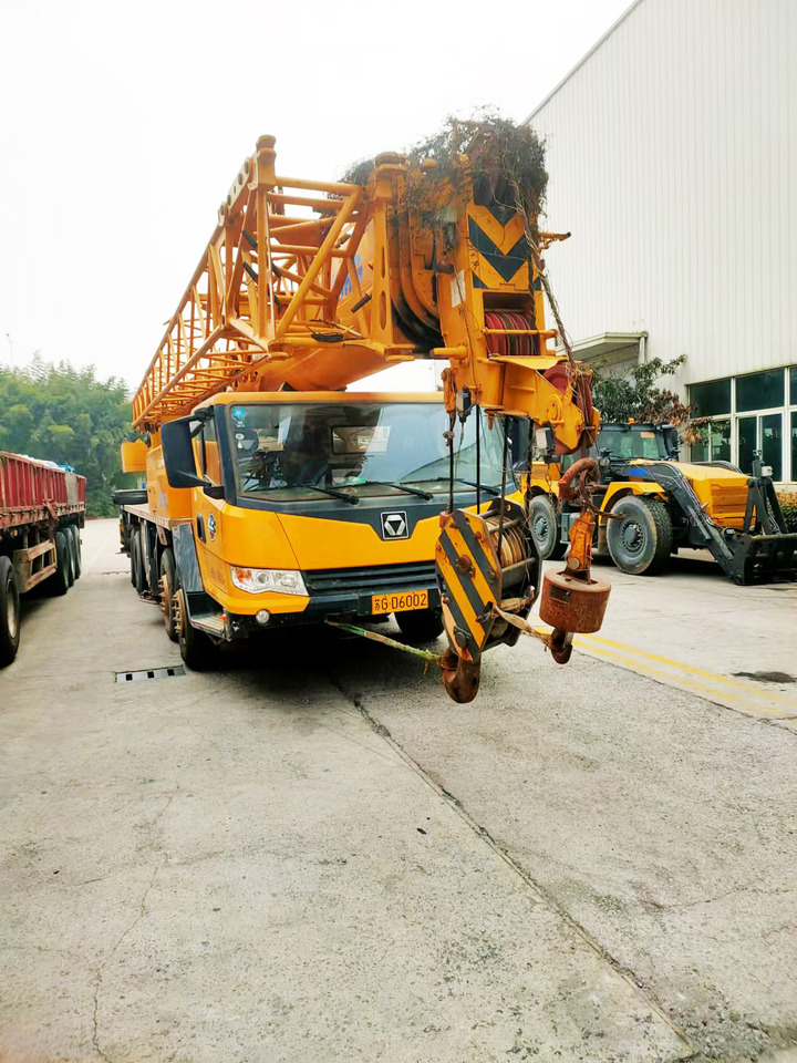 XCMG Official Second Hand Mobile Crane QY40KC 40 Ton Hydraulic Crane Price - Mobiele kraan: afbeelding 2 XCMG Official Second Hand Mobile Crane QY40KC 40 Ton Hydraulic Crane Price - Mobiele kraan: afbeelding 2