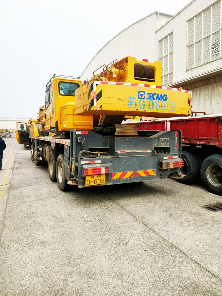 XCMG Official Second Hand Mobile Crane QY40KC 40 Ton Hydraulic Crane Price - Mobiele kraan: afbeelding 5 XCMG Official Second Hand Mobile Crane QY40KC 40 Ton Hydraulic Crane Price - Mobiele kraan: afbeelding 5
