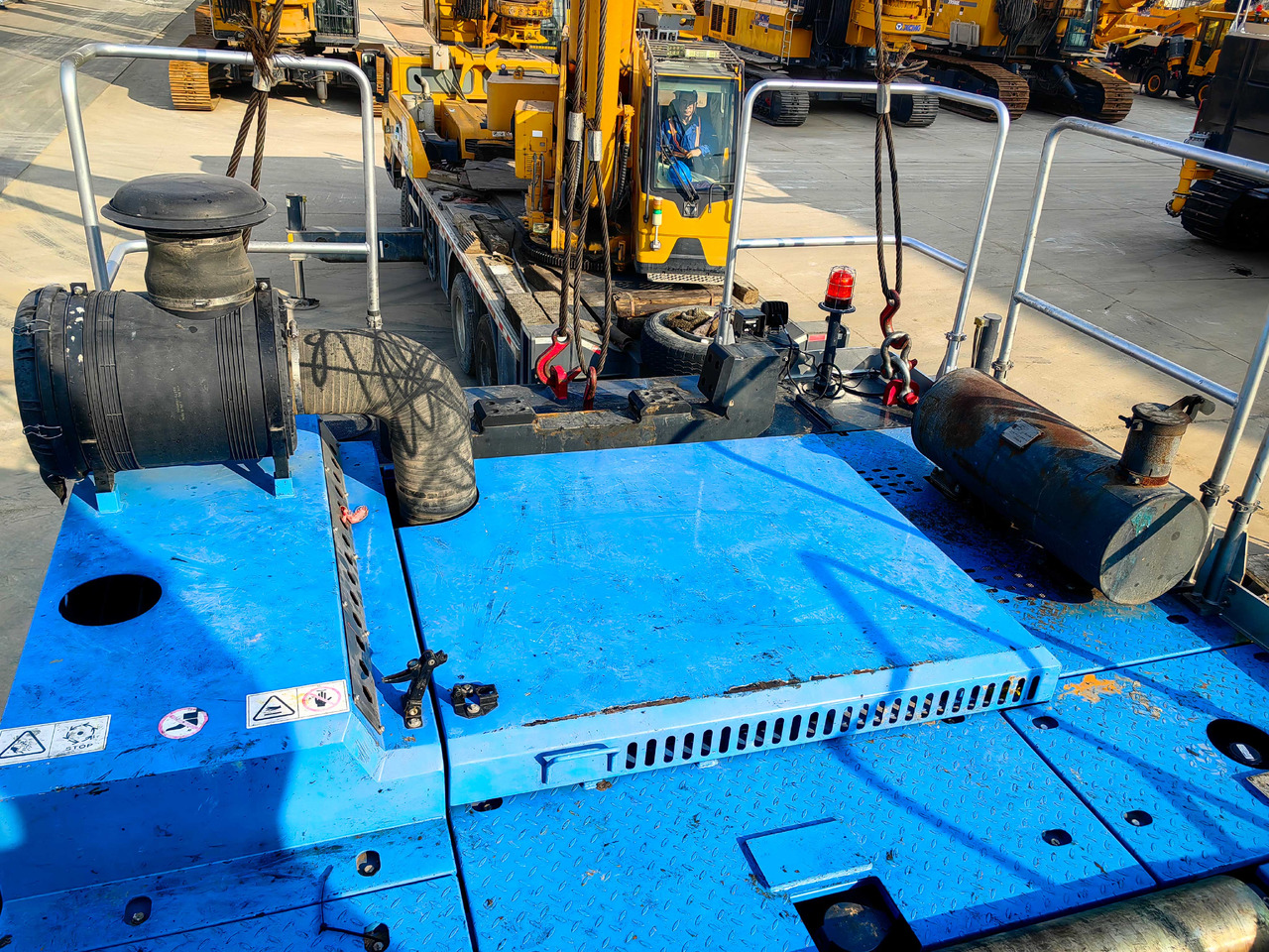 XCMG Official Second Hand XR240E 80m Rotary Drilling Rig Machine Hot Sale - Boormachine: afbeelding 3 XCMG Official Second Hand XR240E 80m Rotary Drilling Rig Machine Hot Sale - Boormachine: afbeelding 3
