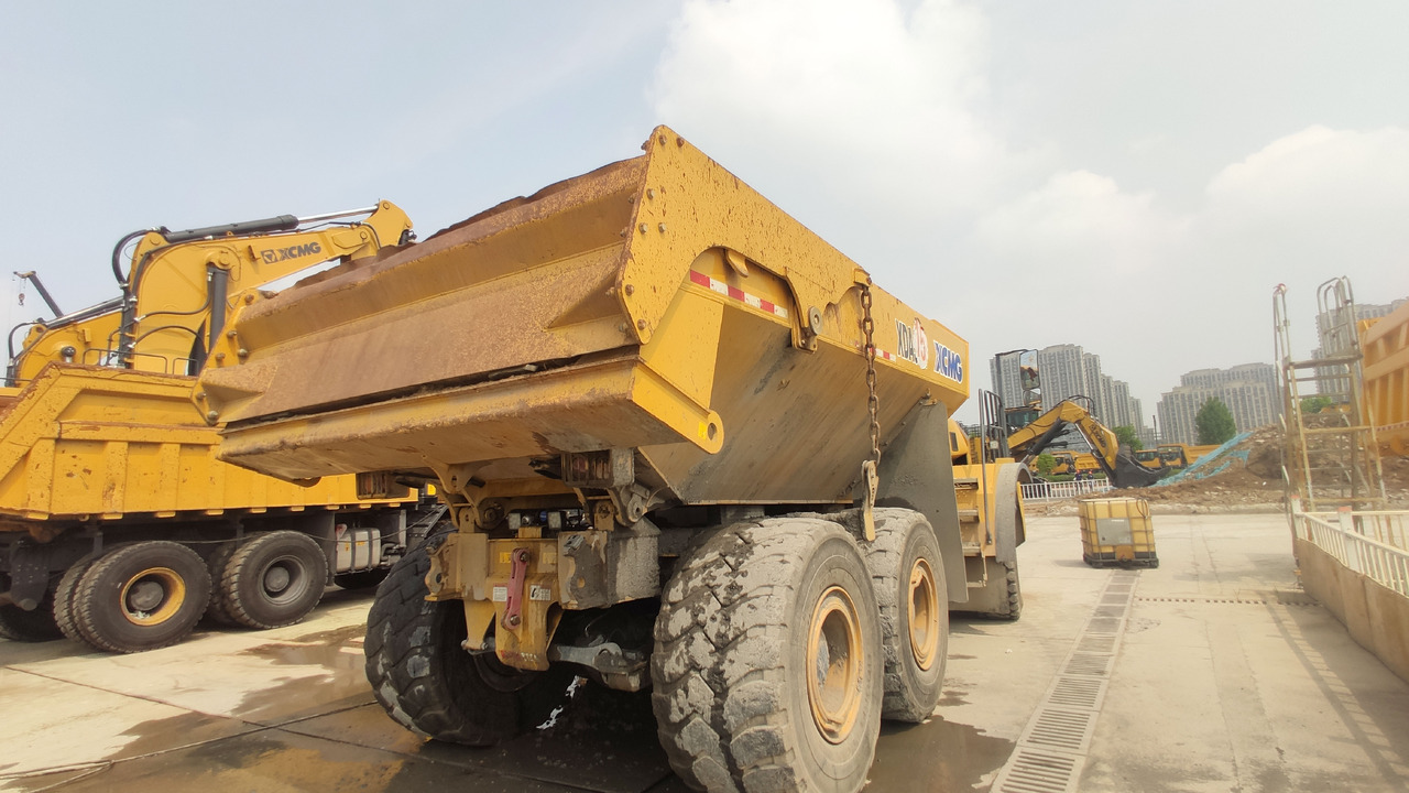 XCMG Official Used 6*6 Dumper Mining Truck XDA50H Articulated Tipper Truck Dumper Price - Kiepwagen: afbeelding 4 XCMG Official Used 6*6 Dumper Mining Truck XDA50H Articulated Tipper Truck Dumper Price - Kiepwagen: afbeelding 4