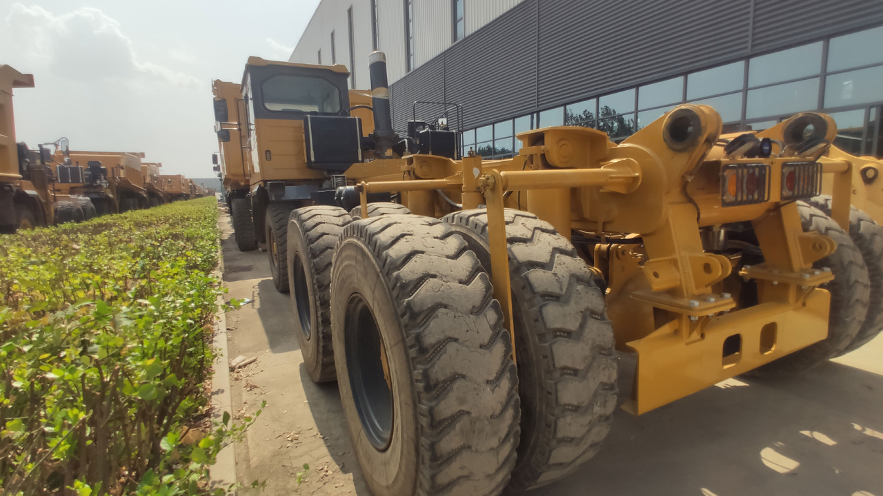 XCMG Official Used Mining Dump Trucks XDR80T 70 Ton Dumper Truck For Sale - Kiepwagen: afbeelding 4 XCMG Official Used Mining Dump Trucks XDR80T 70 Ton Dumper Truck For Sale - Kiepwagen: afbeelding 4