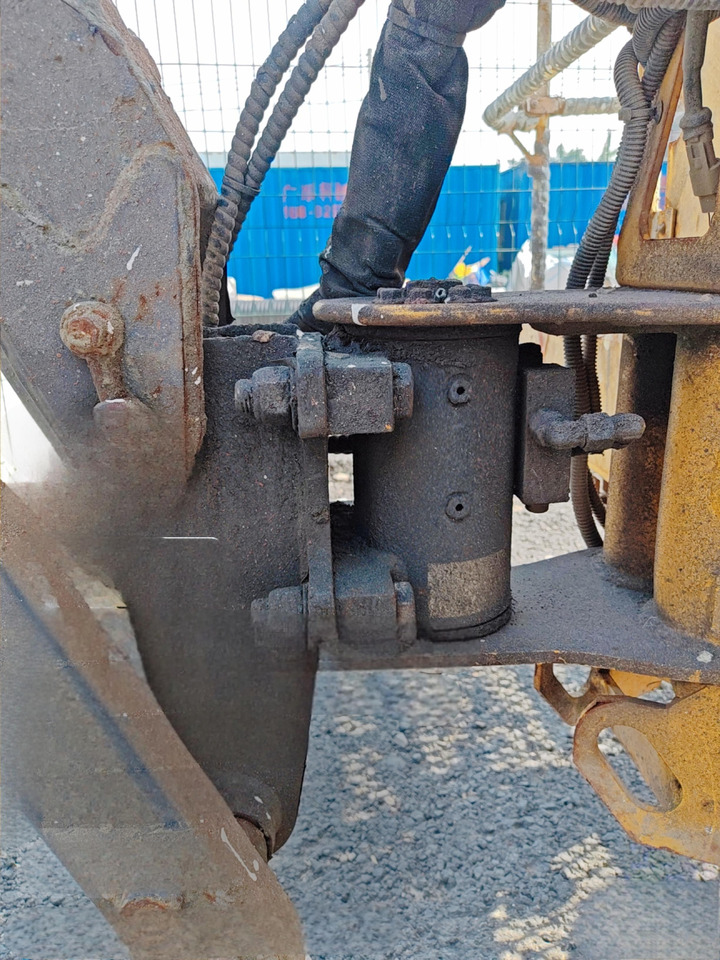 Leasing XCMG Official Used Self Propelled Aerial Work Platform 28m XGS28 Hydraulic Lift Cherry Picker XCMG Official Used Self Propelled Aerial Work Platform 28m XGS28 Hydraulic Lift Cherry Picker: afbeelding 7 Leasing XCMG Official Used Self Propelled Aerial Work Platform 28m XGS28 Hydraulic Lift Cherry Picker XCMG Official Used Self Propelled Aerial Work Platform 28m XGS28 Hydraulic Lift Cherry Picker: afbeelding 7