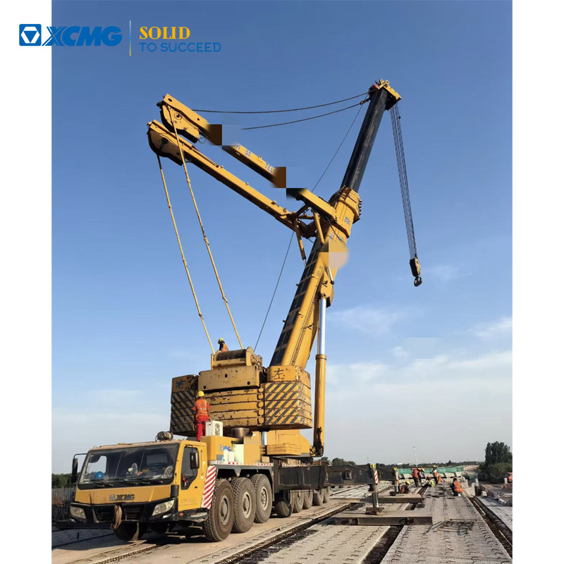 XCMG QAY500 used 500ton diesel all terrain truck crane with telescopic arm price - Alle terrein kraan: afbeelding 1 XCMG QAY500 used 500ton diesel all terrain truck crane with telescopic arm price - Alle terrein kraan: afbeelding 1