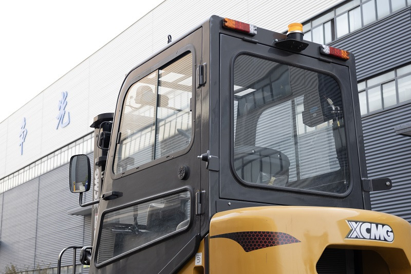 XCMG XCF-20KT small 2 ton counterbalanced Internal combustion forklift - Diesel heftruck: afbeelding 3 XCMG XCF-20KT small 2 ton counterbalanced Internal combustion forklift - Diesel heftruck: afbeelding 3