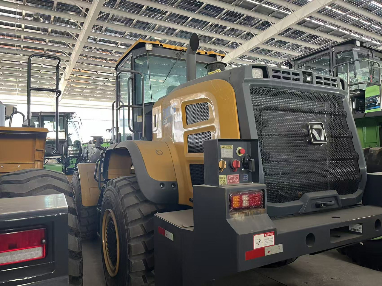 XCMG official XC948 4.5ton wheel loader hydraulic with diesel engine in stock - Wiellader: afbeelding 3 XCMG official XC948 4.5ton wheel loader hydraulic with diesel engine in stock - Wiellader: afbeelding 3