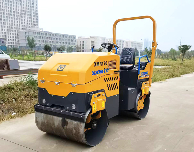 XCMG official brand new 1.7 ton small road roller XMR170 - Kleine wals: afbeelding 4 XCMG official brand new 1.7 ton small road roller XMR170 - Kleine wals: afbeelding 4