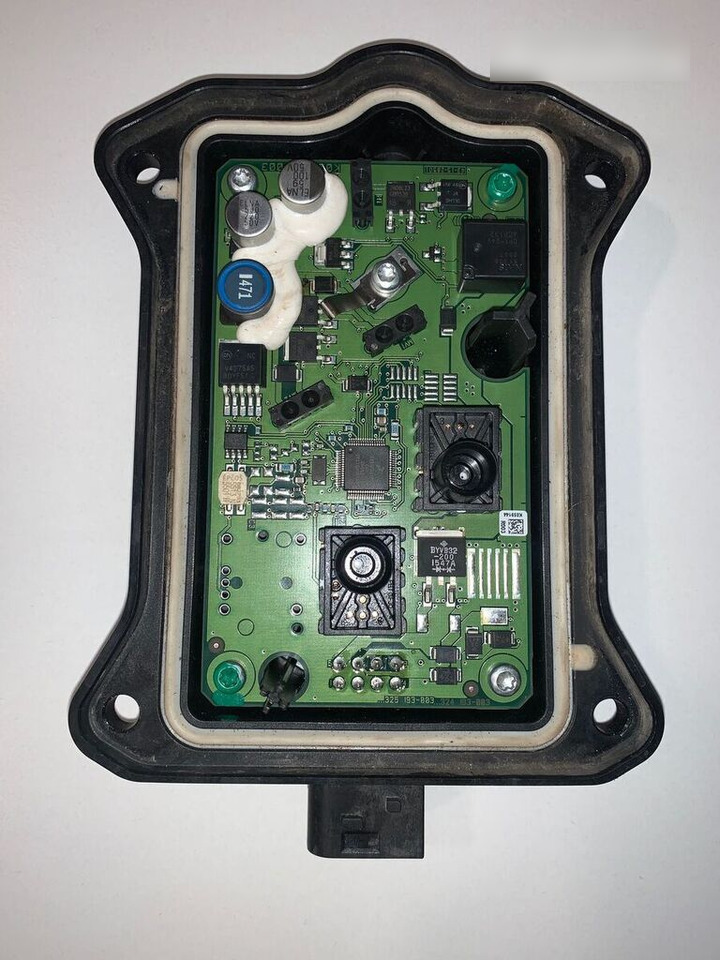 DAF 1973216 DAF XF 106 truck - Remdelen voor Vrachtwagen: afbeelding 1 DAF 1973216 DAF XF 106 truck - Remdelen voor Vrachtwagen: afbeelding 1