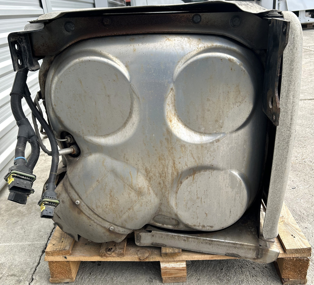 DAF CATALYTIC CONVERTER FOR DAF XF 106 BDF - Katalysator: afbeelding 3 DAF CATALYTIC CONVERTER FOR DAF XF 106 BDF - Katalysator: afbeelding 3