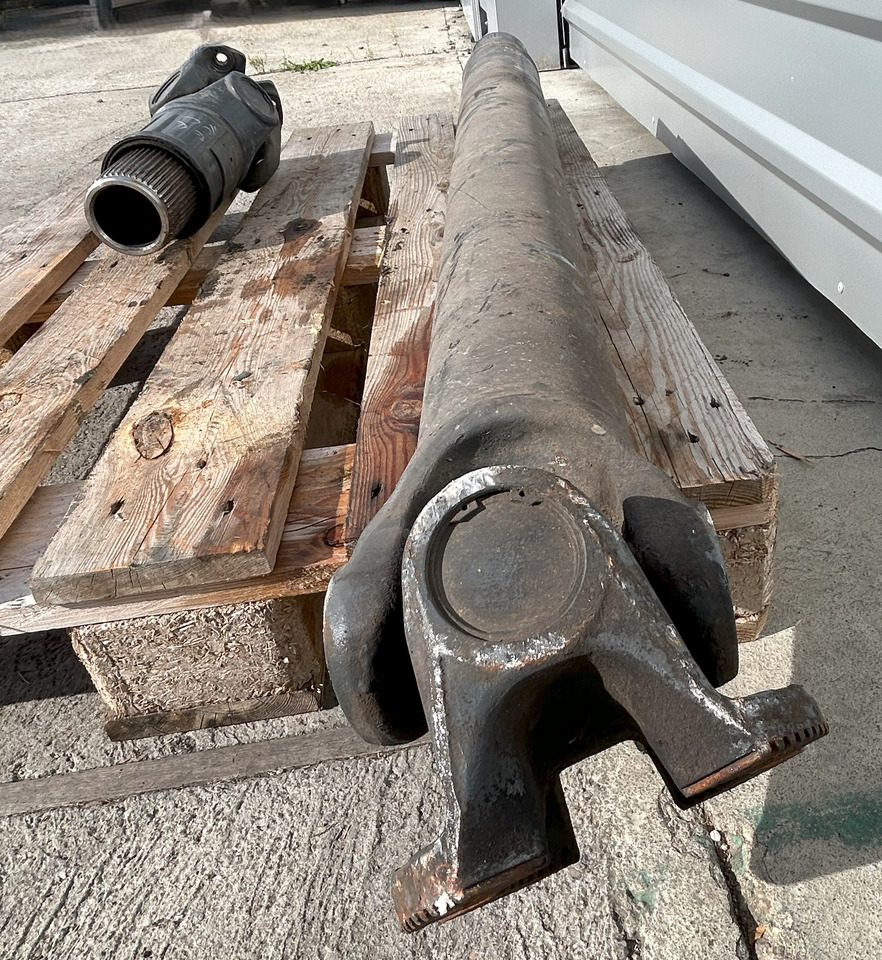 DAF CF EURO 6 440 DRIVE SHAFT LENGTH 1640 MM - Cardanas: afbeelding 3 DAF CF EURO 6 440 DRIVE SHAFT LENGTH 1640 MM - Cardanas: afbeelding 3