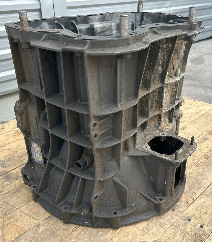 DAF GEARBOX HOUSING ZF ECOSPLIT IV 16S2331TD - Versnellingsbak en onderdelen voor Vrachtwagen: afbeelding 1 DAF GEARBOX HOUSING ZF ECOSPLIT IV 16S2331TD - Versnellingsbak en onderdelen voor Vrachtwagen: afbeelding 1