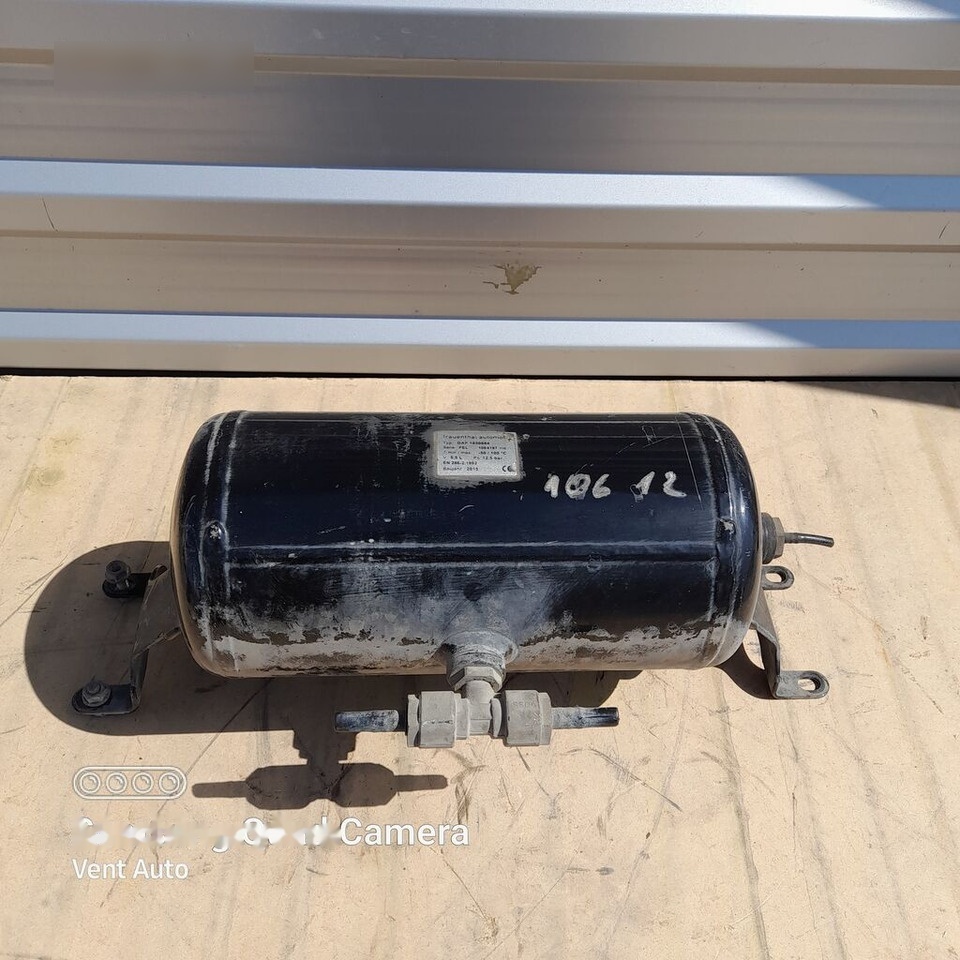 DAF XF 106 1850684 DAF 1850684 truck - Remdelen voor Vrachtwagen: afbeelding 1 DAF XF 106 1850684 DAF 1850684 truck - Remdelen voor Vrachtwagen: afbeelding 1