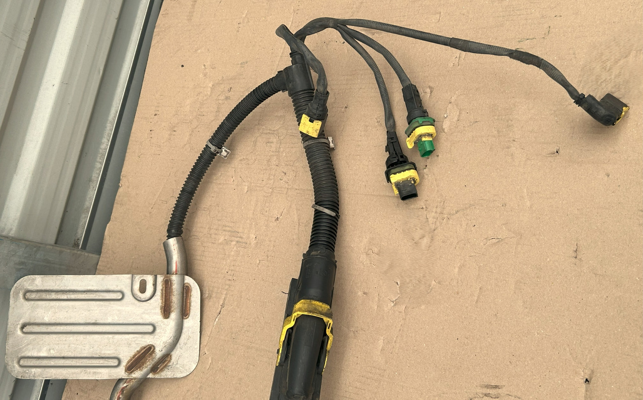 MERCEDES-BENZ ACTROS MP4 CATALYTIC CONVERTER ELECTRICAL HARNESS - Kabels/ Draden: afbeelding 3 MERCEDES-BENZ ACTROS MP4 CATALYTIC CONVERTER ELECTRICAL HARNESS - Kabels/ Draden: afbeelding 3