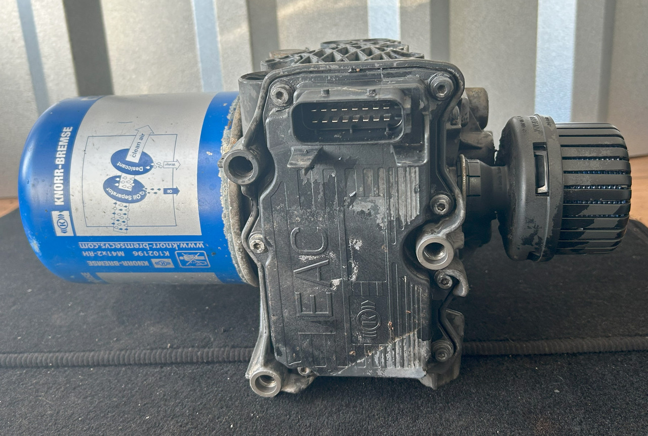 Remdelen voor Vrachtwagen MERCEDES-BENZ ACTROS MP4 EAPU AIR DRYER: afbeelding 6 Remdelen voor Vrachtwagen MERCEDES-BENZ ACTROS MP4 EAPU AIR DRYER: afbeelding 6