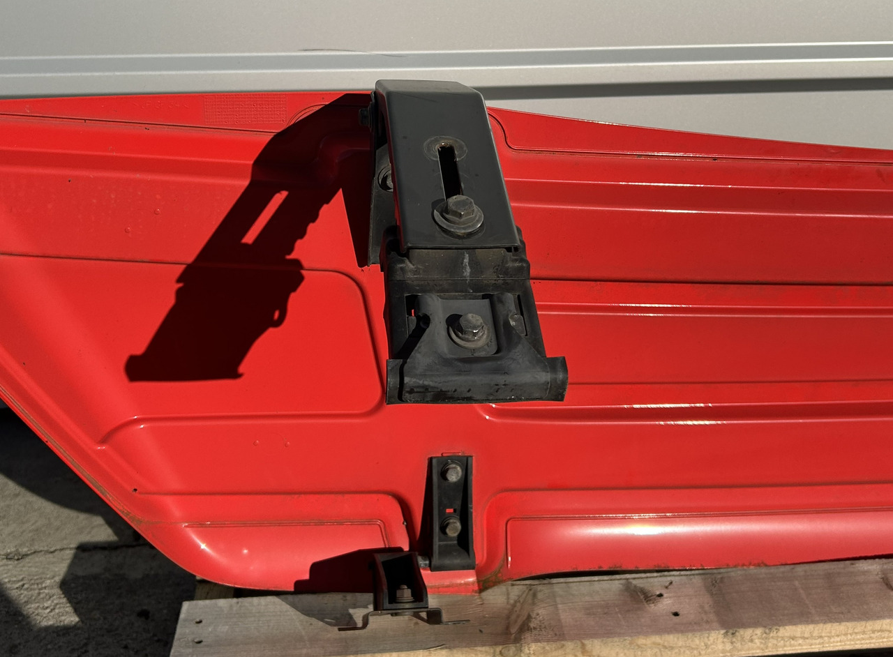 MERCEDES-BENZ ACTROS MP4 SPOILER - Aerokit/ Spoiler voor Vrachtwagen: afbeelding 4 MERCEDES-BENZ ACTROS MP4 SPOILER - Aerokit/ Spoiler voor Vrachtwagen: afbeelding 4