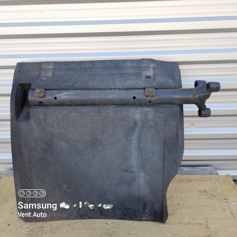 Mercedes-Benz ACTROS MP4 A9605200620 Mercedes-Benz A9605200620 - Spatbord voor Vrachtwagen: afbeelding 2 Mercedes-Benz ACTROS MP4 A9605200620 Mercedes-Benz A9605200620 - Spatbord voor Vrachtwagen: afbeelding 2