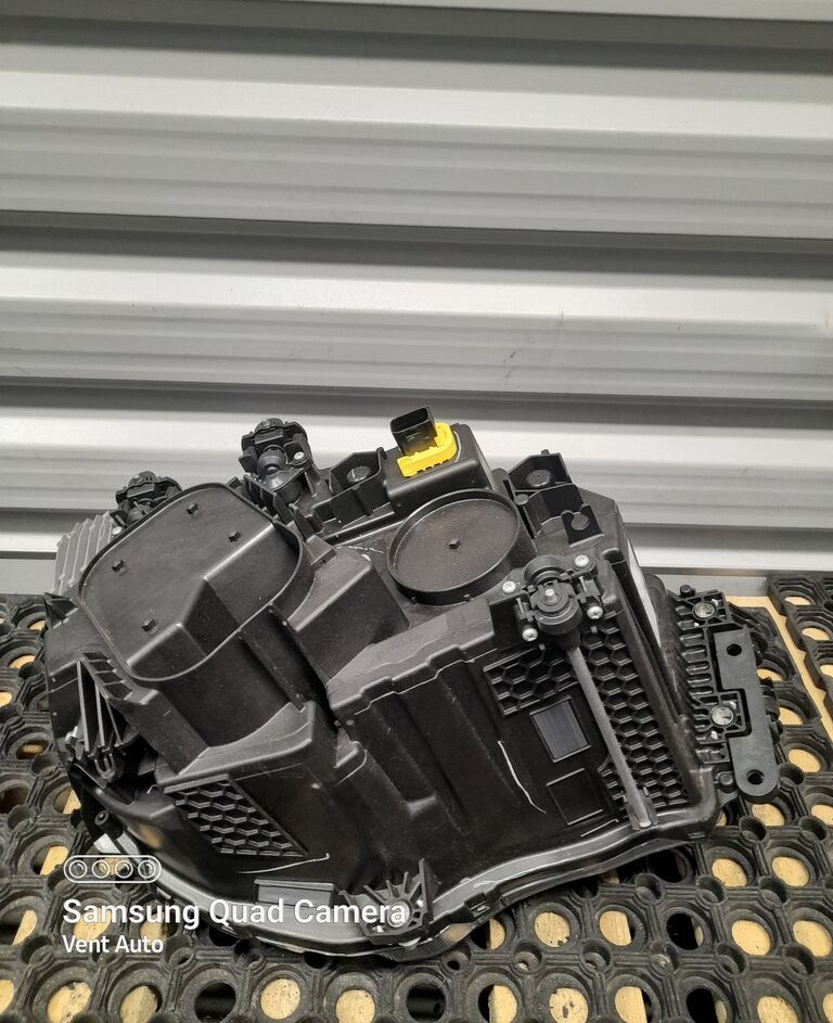 Mercedes-Benz ACTROS MP4 MP5 A9618203059 Mercedes-Benz ACTROS MP4 truck - Koplamp voor Vrachtwagen: afbeelding 2 Mercedes-Benz ACTROS MP4 MP5 A9618203059 Mercedes-Benz ACTROS MP4 truck - Koplamp voor Vrachtwagen: afbeelding 2