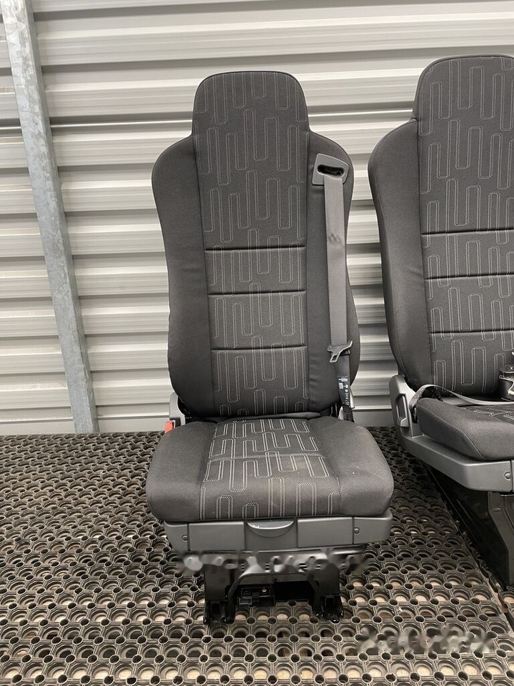 Mercedes-Benz ATEGO SEATS BRAND NEW truck - Zitplaats voor Vrachtwagen: afbeelding 3 Mercedes-Benz ATEGO SEATS BRAND NEW truck - Zitplaats voor Vrachtwagen: afbeelding 3