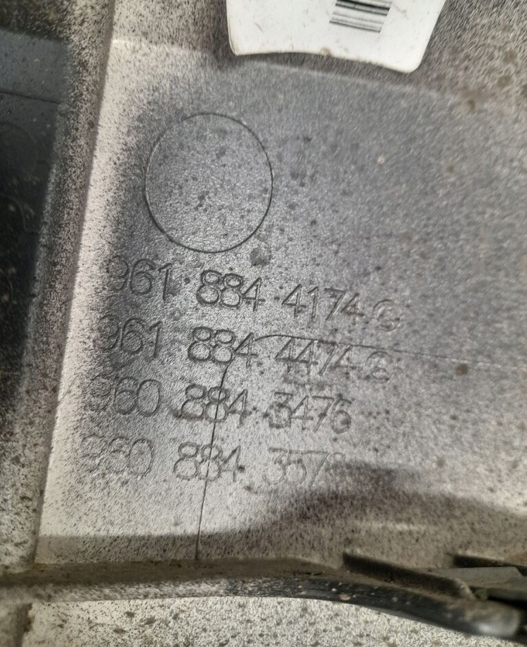 PRZEDŁUŻENIE STOPNICY A9618844174 Mercedes-Benz ACTROS MP4 A9618844174 truck - Ophanging voor Vrachtwagen: afbeelding 1 PRZEDŁUŻENIE STOPNICY A9618844174 Mercedes-Benz ACTROS MP4 A9618844174 truck - Ophanging voor Vrachtwagen: afbeelding 1