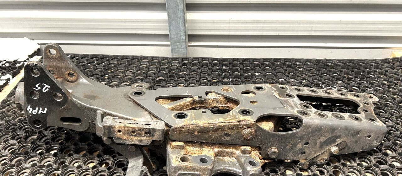 WSPORNIK MOCOWANIE ŁAPA ZACZEPU Mercedes-Benz ACTROS MP4 truck - Ophanging voor Vrachtwagen: afbeelding 3 WSPORNIK MOCOWANIE ŁAPA ZACZEPU Mercedes-Benz ACTROS MP4 truck - Ophanging voor Vrachtwagen: afbeelding 3