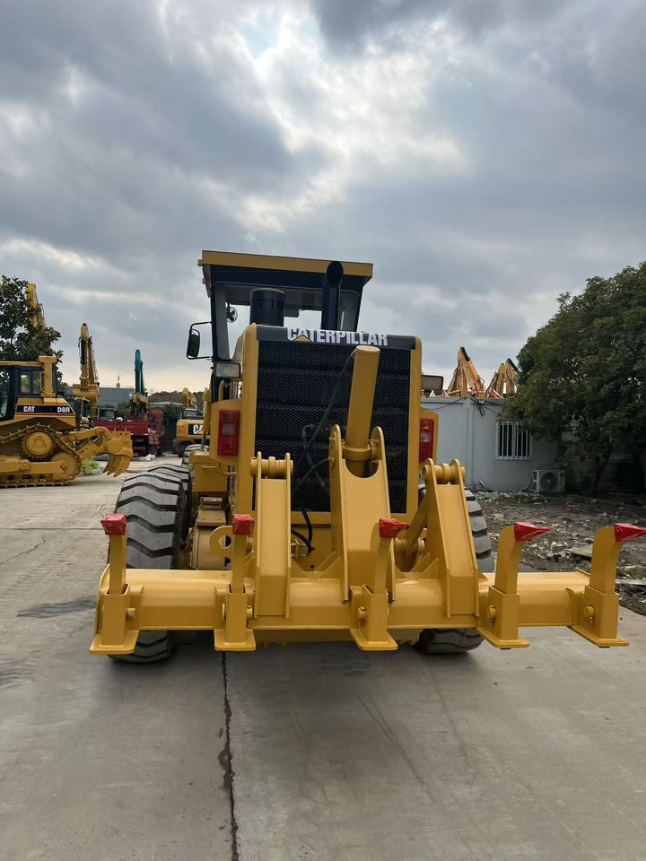 Caterpillar 140K Motor Grader Good Price Used Condition - Grader: afbeelding 3 Caterpillar 140K Motor Grader Good Price Used Condition - Grader: afbeelding 3