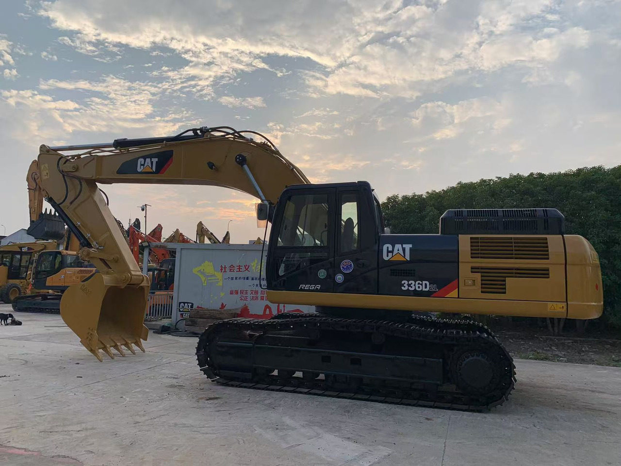 Caterpillar 336D, 330D Excellent Condition Heavy Mining Excavator Machine - Rupsgraafmachine: afbeelding 4 Caterpillar 336D, 330D Excellent Condition Heavy Mining Excavator Machine - Rupsgraafmachine: afbeelding 4