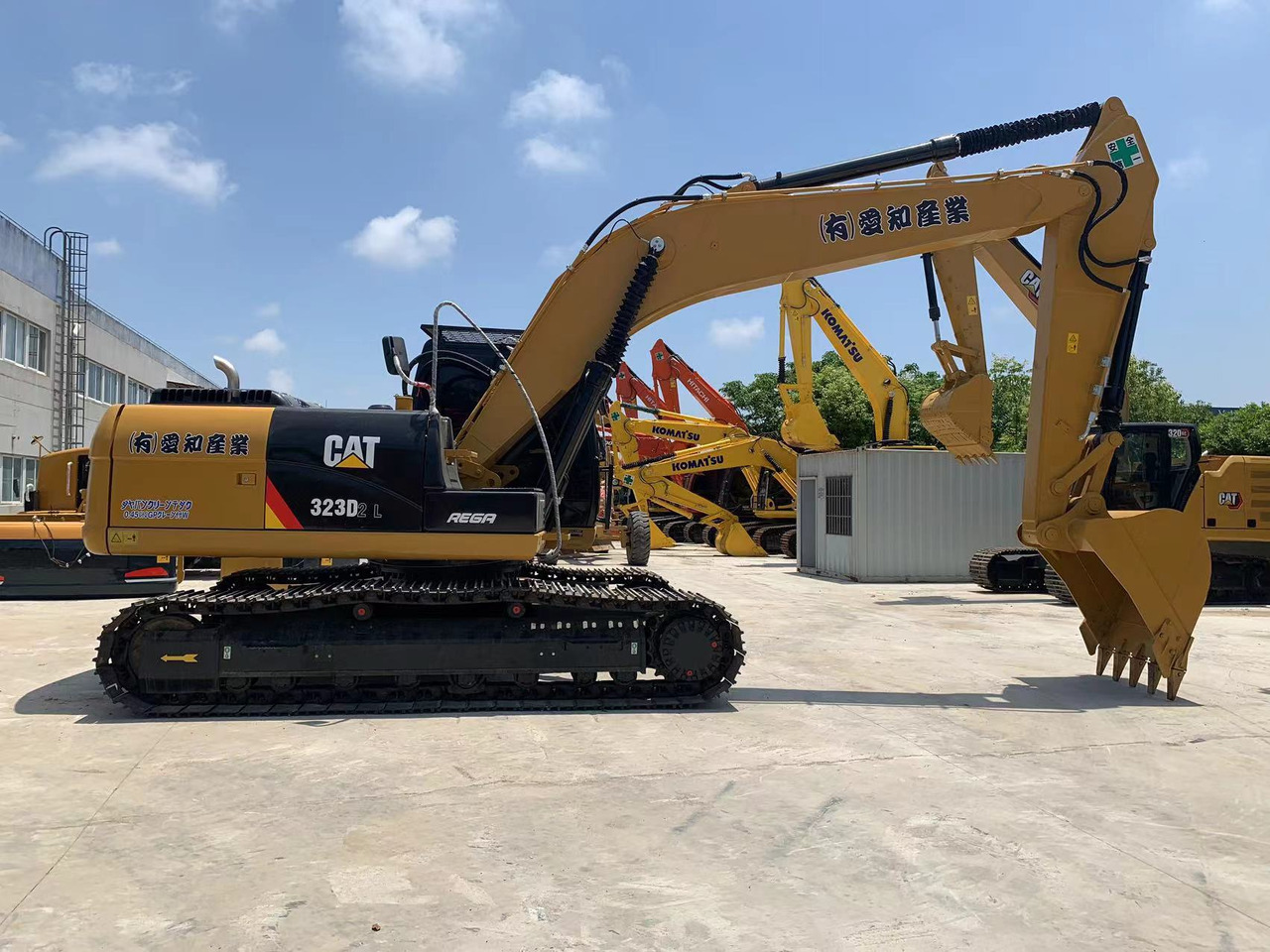 Caterpillar Excavator 320, 323 with Mechanical Engine Mitsubishi S6K - Rupsgraafmachine: afbeelding 2 Caterpillar Excavator 320, 323 with Mechanical Engine Mitsubishi S6K - Rupsgraafmachine: afbeelding 2