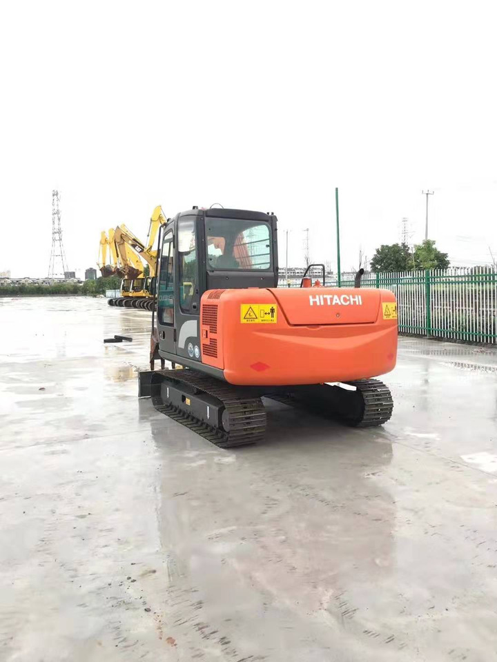 Hitachi 6 ton Hydraulic Excavator ZX60 Good Price - Rupsgraafmachine: afbeelding 4 Hitachi 6 ton Hydraulic Excavator ZX60 Good Price - Rupsgraafmachine: afbeelding 4