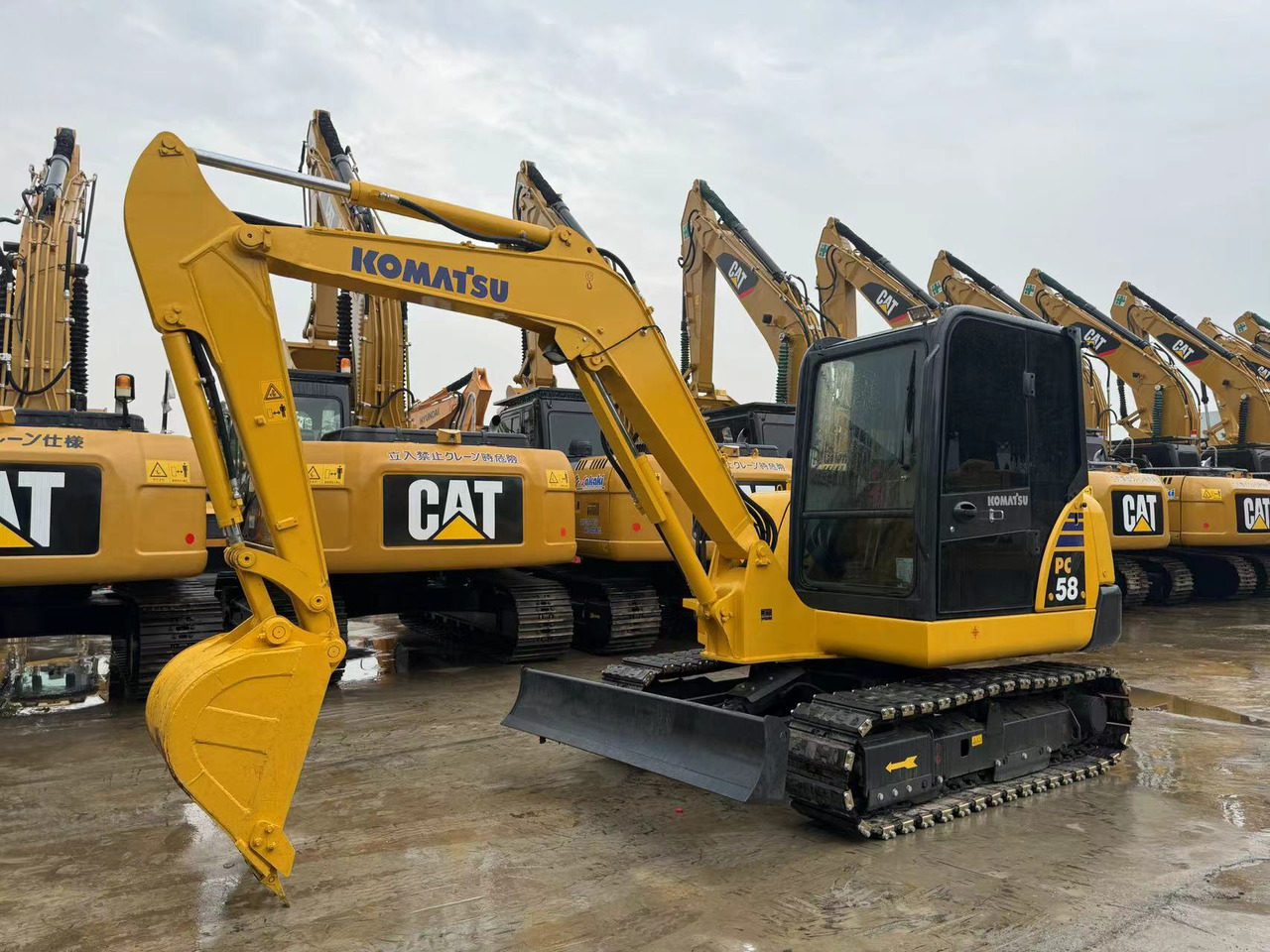 Komatsu PC58, PC56, PC55 Small Excavator With Rubber Tracks - Rupsgraafmachine: afbeelding 3 Komatsu PC58, PC56, PC55 Small Excavator With Rubber Tracks - Rupsgraafmachine: afbeelding 3