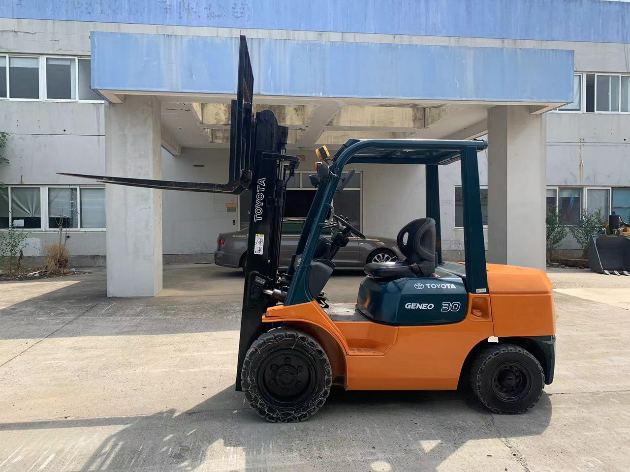 Toyota Forklift 3 ton Diesel Forklift FD30 with Side Shifter - Diesel heftruck: afbeelding 2 Toyota Forklift 3 ton Diesel Forklift FD30 with Side Shifter - Diesel heftruck: afbeelding 2
