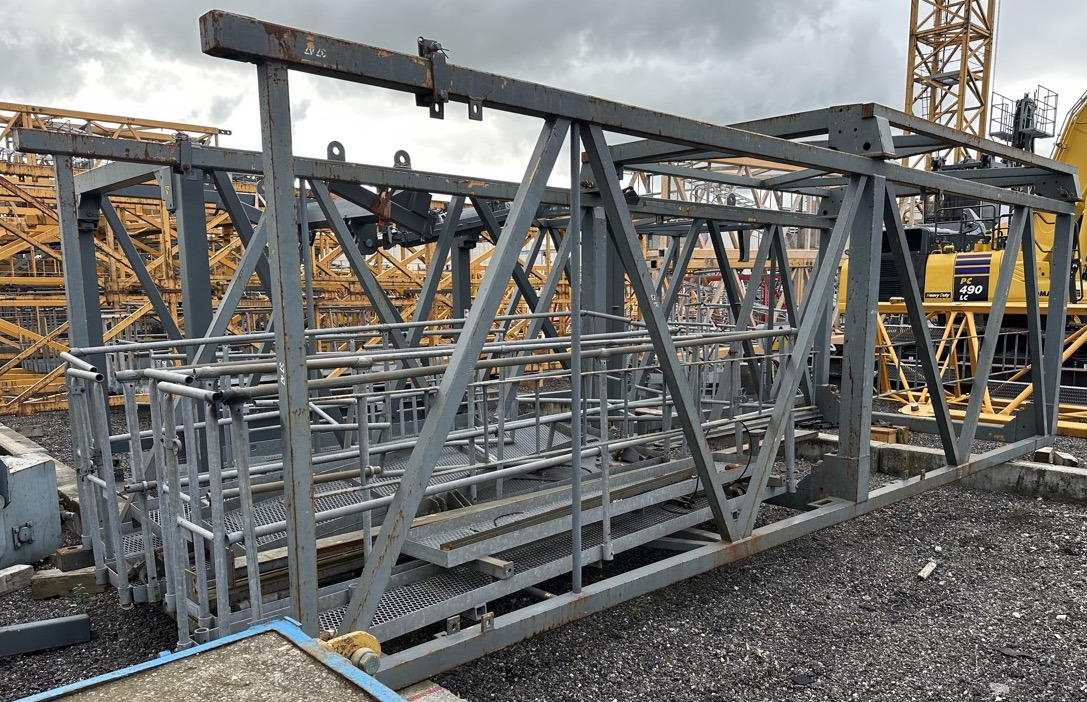 LIEBHERR 256HC/290HC telescopic cage - Bouwmaterieel: afbeelding 1 LIEBHERR 256HC/290HC telescopic cage - Bouwmaterieel: afbeelding 1