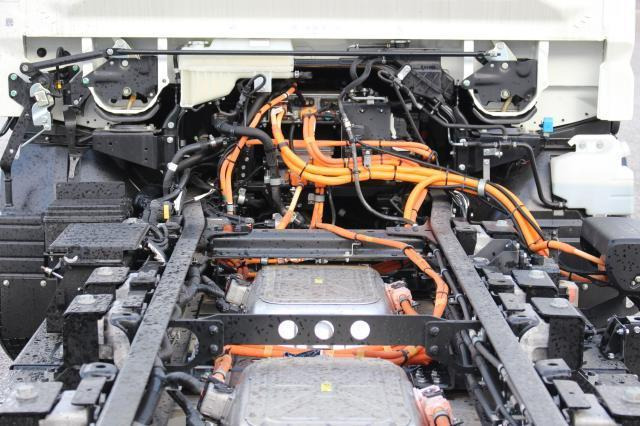 FUSO Canter 4C15E - Chassis vrachtwagen: afbeelding 5 FUSO Canter 4C15E - Chassis vrachtwagen: afbeelding 5
