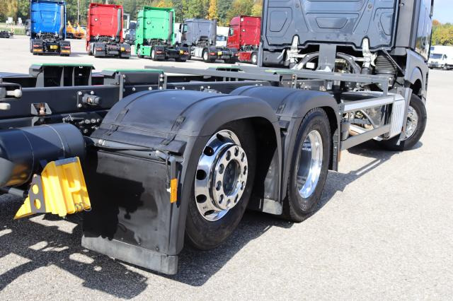 Mercedes-Benz Actros 2553 L - Containertransporter/ Wissellaadbak vrachtwagen: afbeelding 5 Mercedes-Benz Actros 2553 L - Containertransporter/ Wissellaadbak vrachtwagen: afbeelding 5
