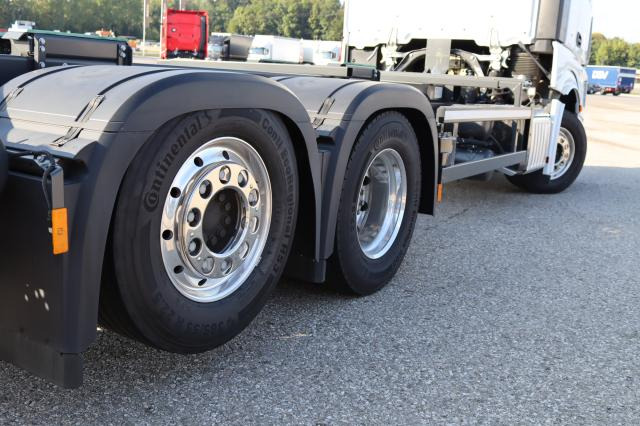 Mercedes-Benz Actros 2563LL WECHSELSILO - Containertransporter/ Wissellaadbak vrachtwagen: afbeelding 5 Mercedes-Benz Actros 2563LL WECHSELSILO - Containertransporter/ Wissellaadbak vrachtwagen: afbeelding 5