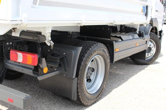 Mercedes-Benz Atego 1324K TOP NUTZLAST - Kipper vrachtwagen: afbeelding 5 Mercedes-Benz Atego 1324K TOP NUTZLAST - Kipper vrachtwagen: afbeelding 5