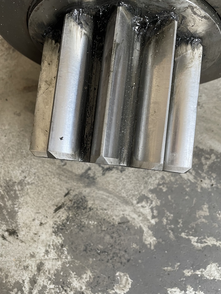 LIEBHERR 914 SAT 250/231 - Zwenkmotor: afbeelding 3 LIEBHERR 914 SAT 250/231 - Zwenkmotor: afbeelding 3