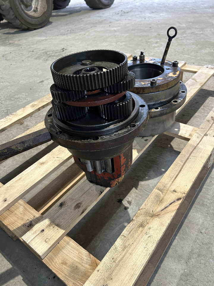 Liebherr SAT 200/210 - Zwenkmotor voor Graafmachine: afbeelding 3 Liebherr SAT 200/210 - Zwenkmotor voor Graafmachine: afbeelding 3