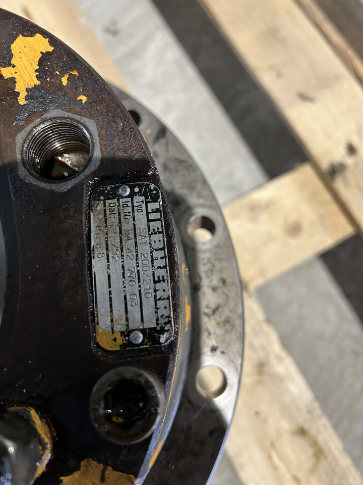 Liebherr SAT 200/210 - Zwenkmotor voor Graafmachine: afbeelding 4 Liebherr SAT 200/210 - Zwenkmotor voor Graafmachine: afbeelding 4