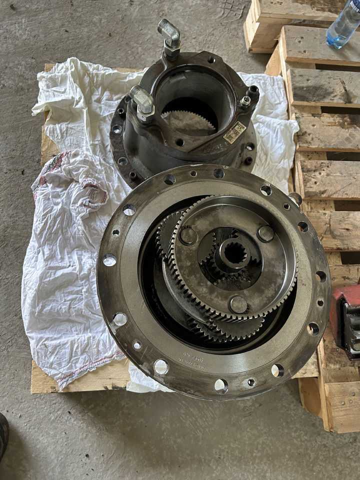Liebherr SAT 225/218 - Zwenkmotor voor Mobiele graafmachine: afbeelding 3 Liebherr SAT 225/218 - Zwenkmotor voor Mobiele graafmachine: afbeelding 3