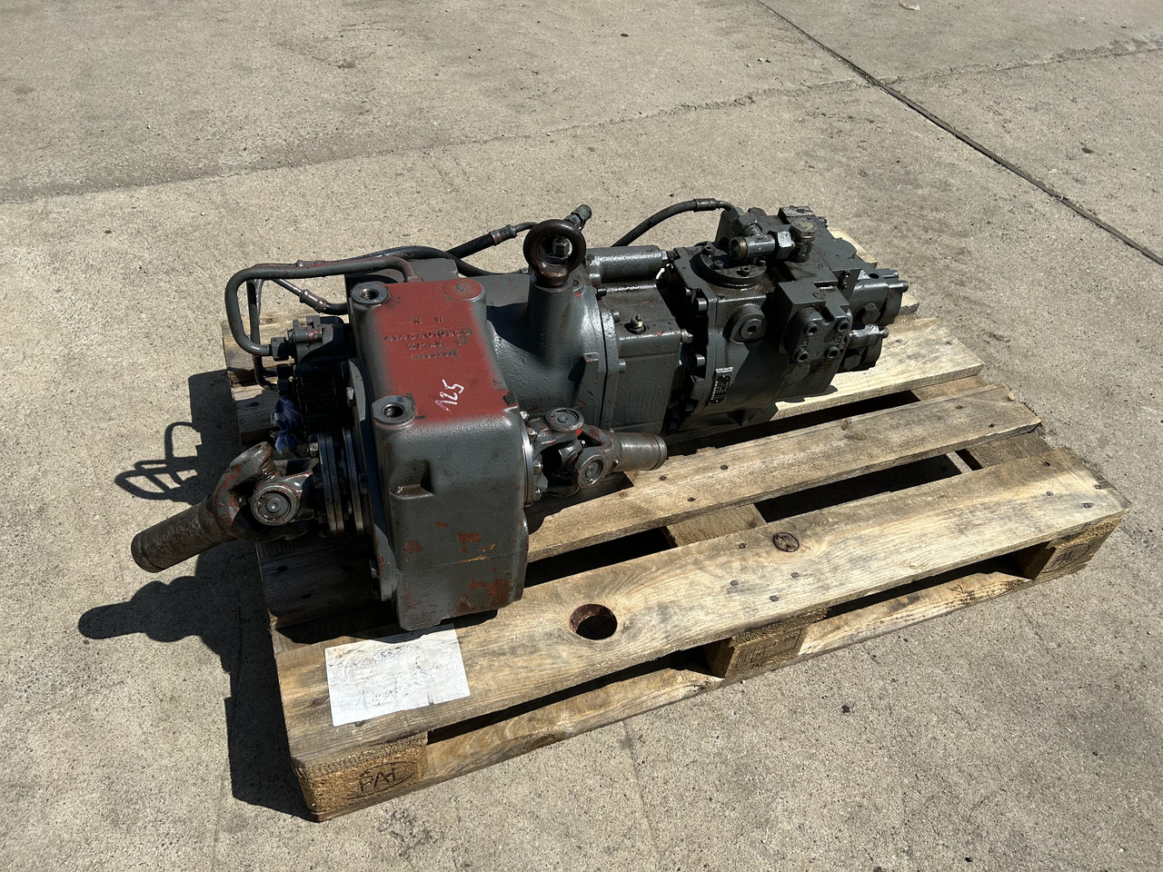 ZF 2HL 100, LIEBHERR 904B - Versnellingsbak voor Graafmachine: afbeelding 1 ZF 2HL 100, LIEBHERR 904B - Versnellingsbak voor Graafmachine: afbeelding 1