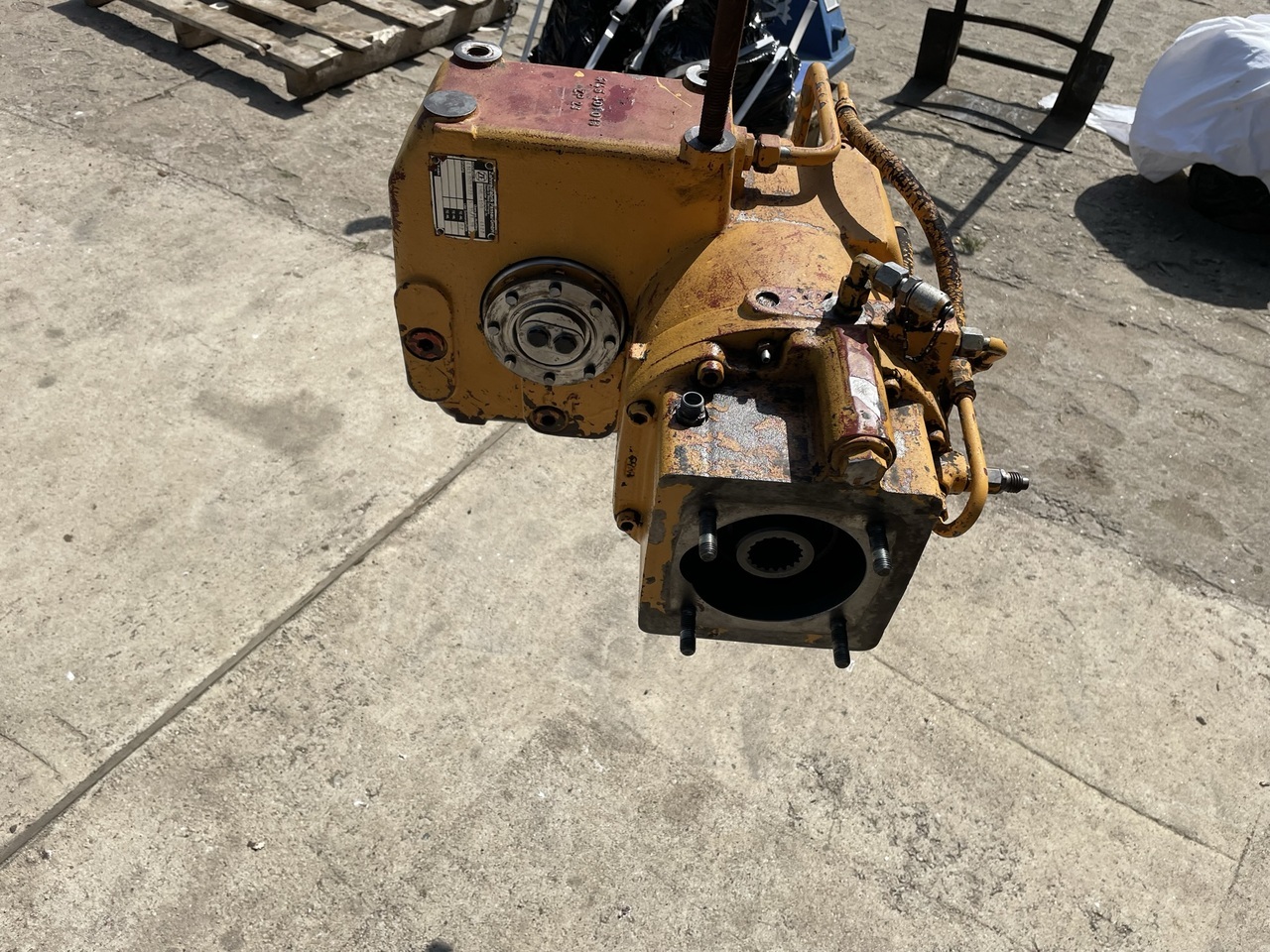 ZF 2HL-100 Z koparki LIEBHERR - Versnellingsbak: afbeelding 1 ZF 2HL-100 Z koparki LIEBHERR - Versnellingsbak: afbeelding 1